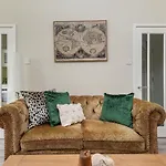 3 Feversham House Spacious 1-bed In The Heart Of Pass The Keys * 요크