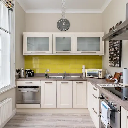 3 Feversham House Spacious 1-bed In The Heart Of Pass The Keys Apartman York