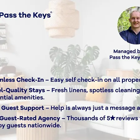 3 Feversham House Spacious 1-bed In The Heart Of Pass The Keys شقة