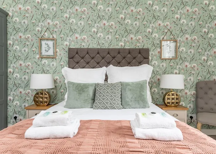 3 Feversham House Spacious 1-bed In The Heart Of Pass The Keys يورك