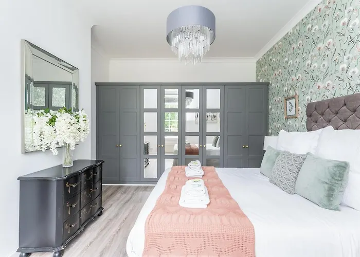 3 Feversham House Spacious 1-bed In The Heart Of Pass The Keys York