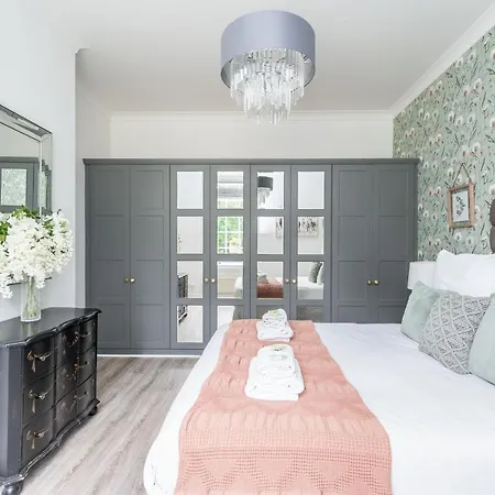 3 Feversham House Spacious 1-bed In The Heart Of Pass The Keys York